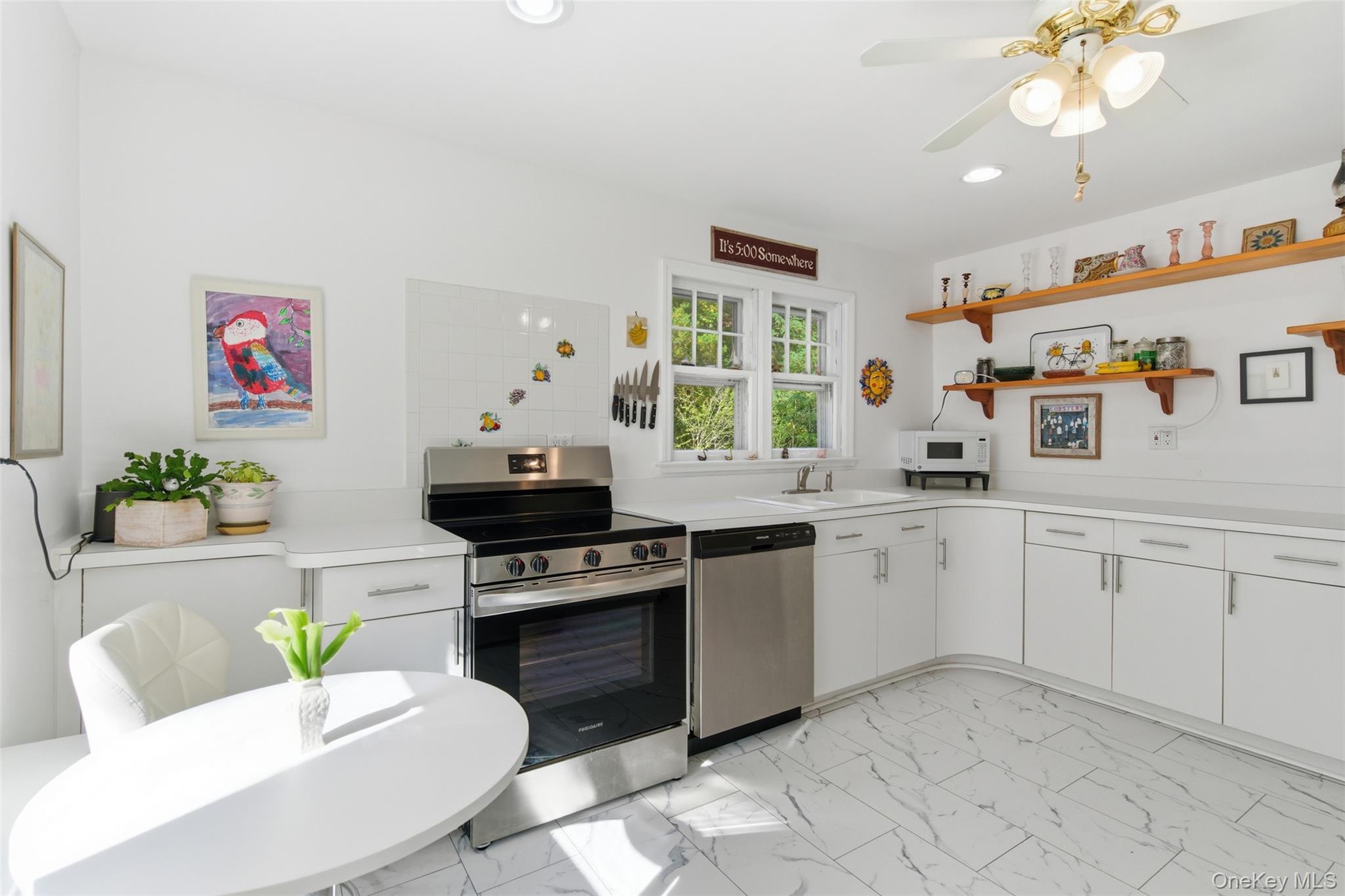 #6 photo, 39 Lewis Court, Huntington Station , NY 11746