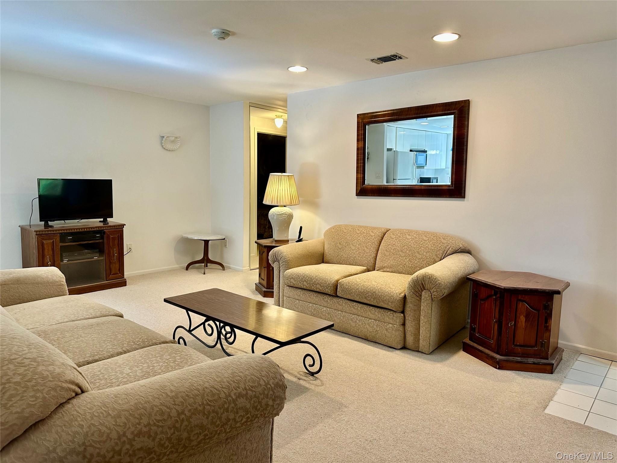 #5 photo, 247 Birchwood Road, サフォーク郡 Medford , NY 11763