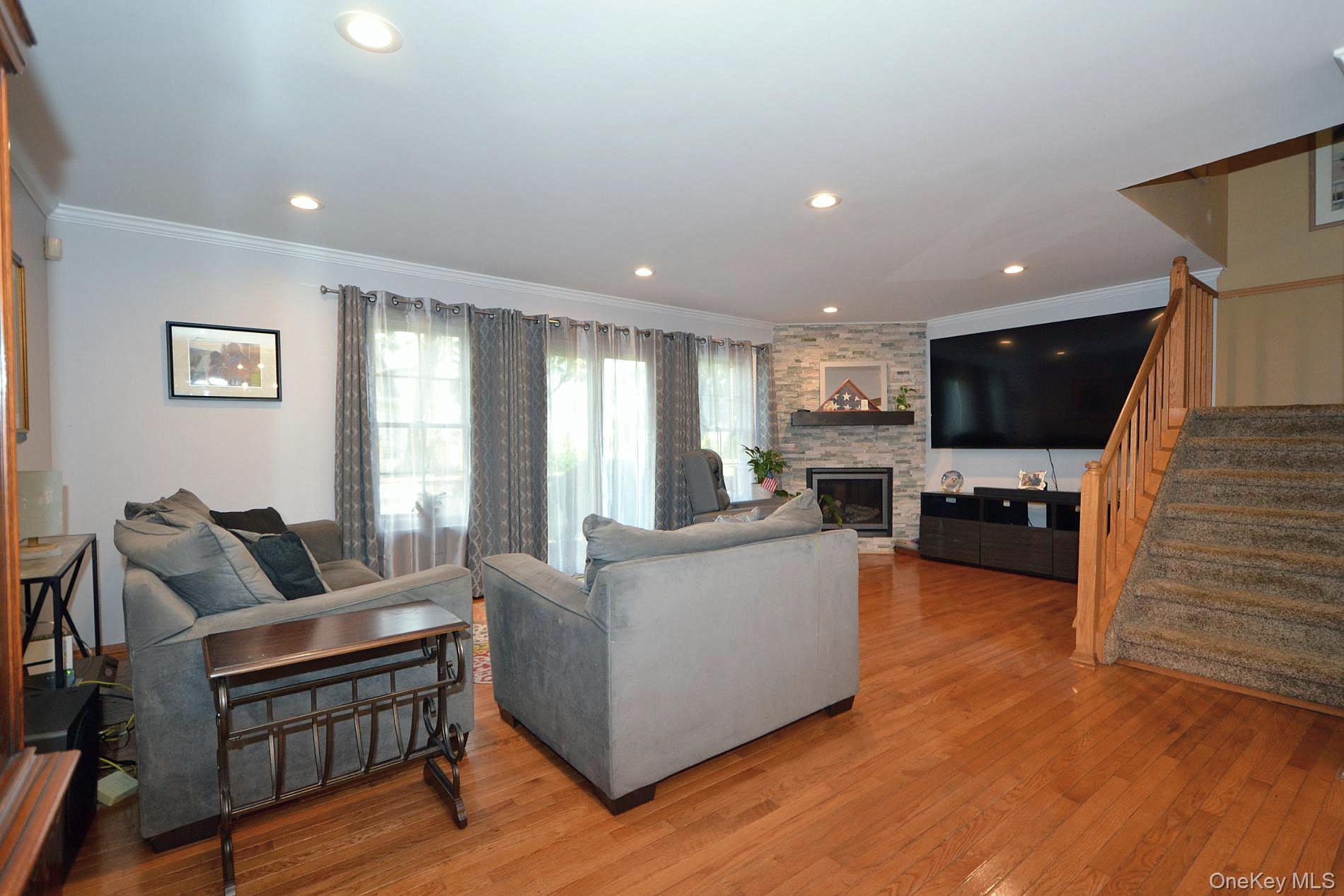 #10 photo, 91 Broadlawn Drive, サフォーク郡 Central Islip , NY 11722