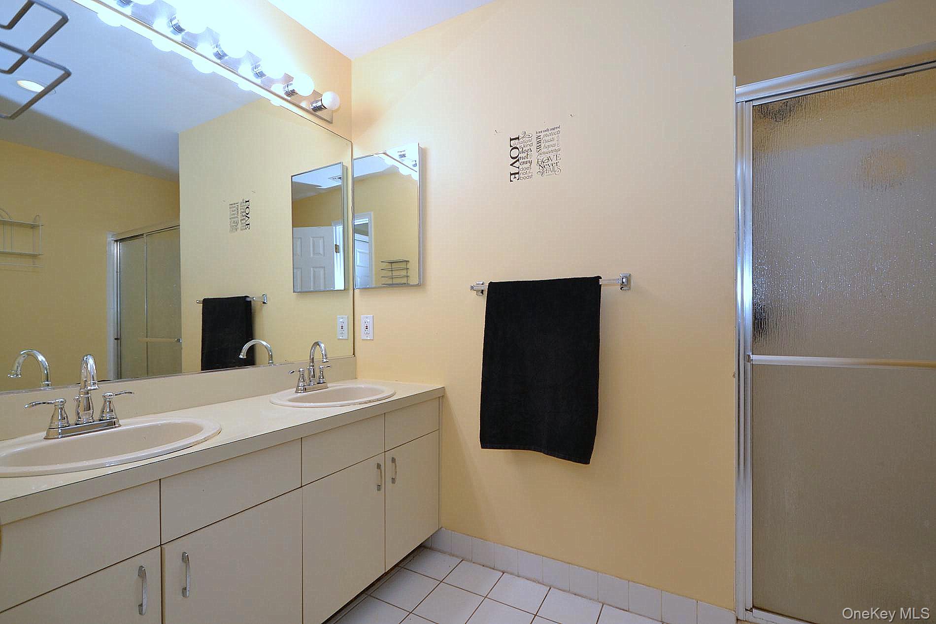 #15 photo, 91 Broadlawn Drive, サフォーク郡 Central Islip , NY 11722