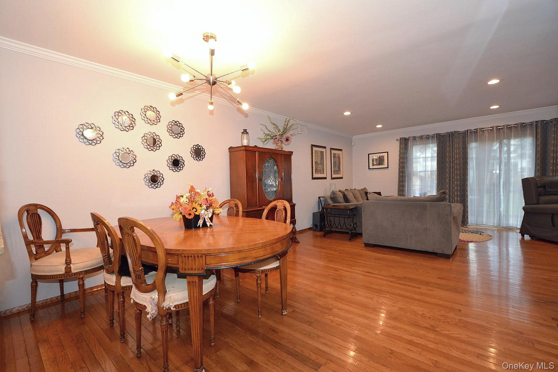 #8 photo, 91 Broadlawn Drive, サフォーク郡 Central Islip , NY 11722