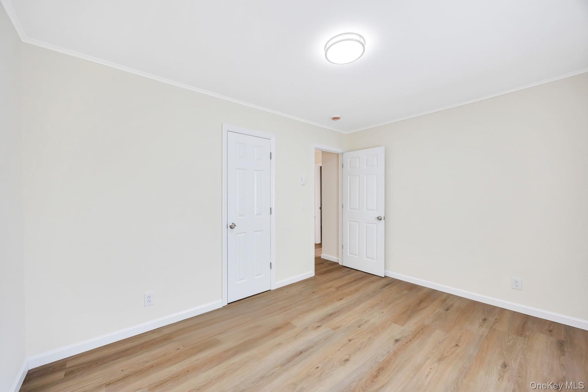 #18 photo, 141 Davidson Street, サフォーク郡 Wyandanch , NY 11798