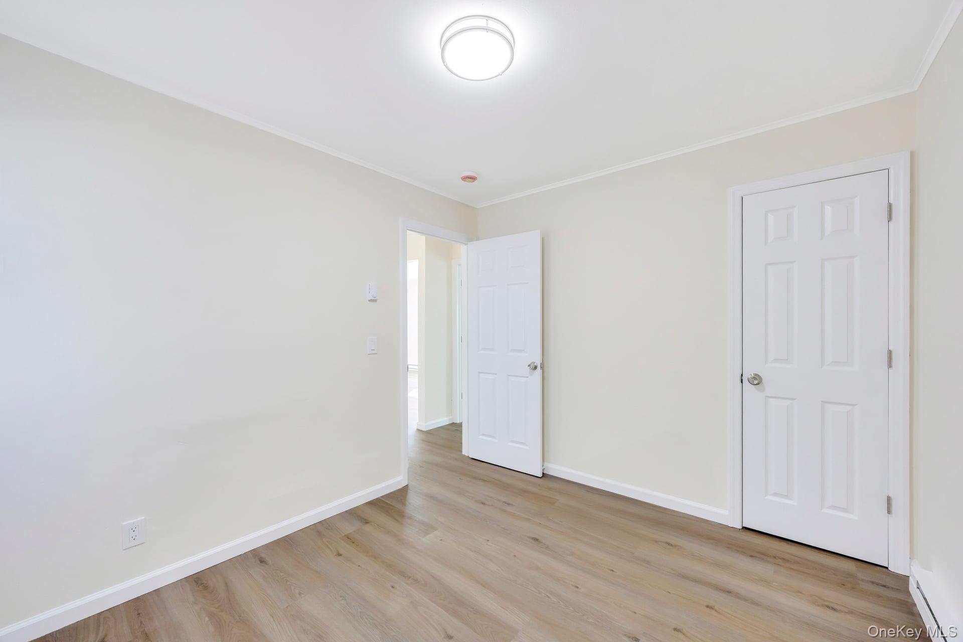 #19 photo, 141 Davidson Street, サフォーク郡 Wyandanch , NY 11798