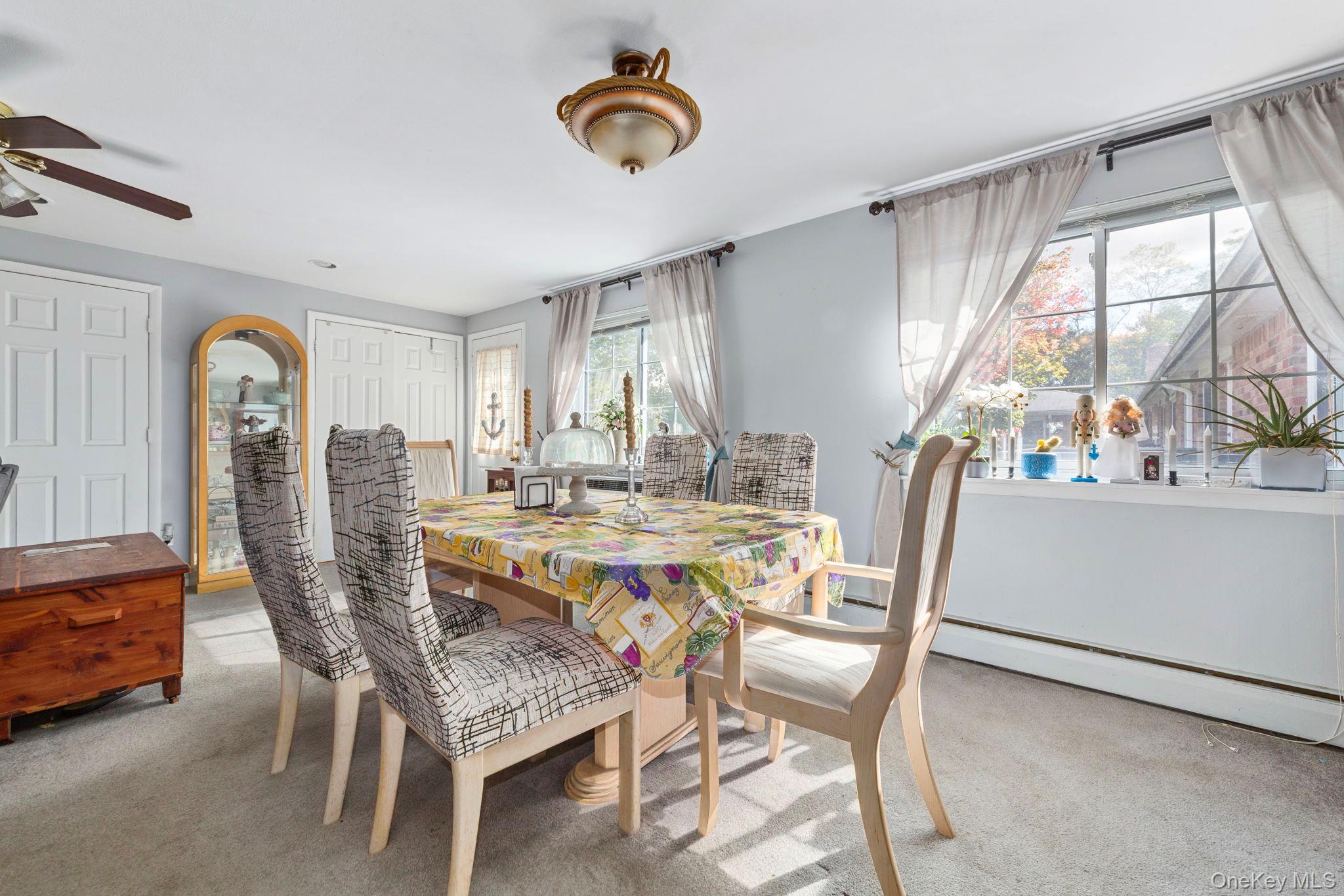 #4 photo, 1233 Melville Road, サフォーク郡 Farmingdale , NY 11735