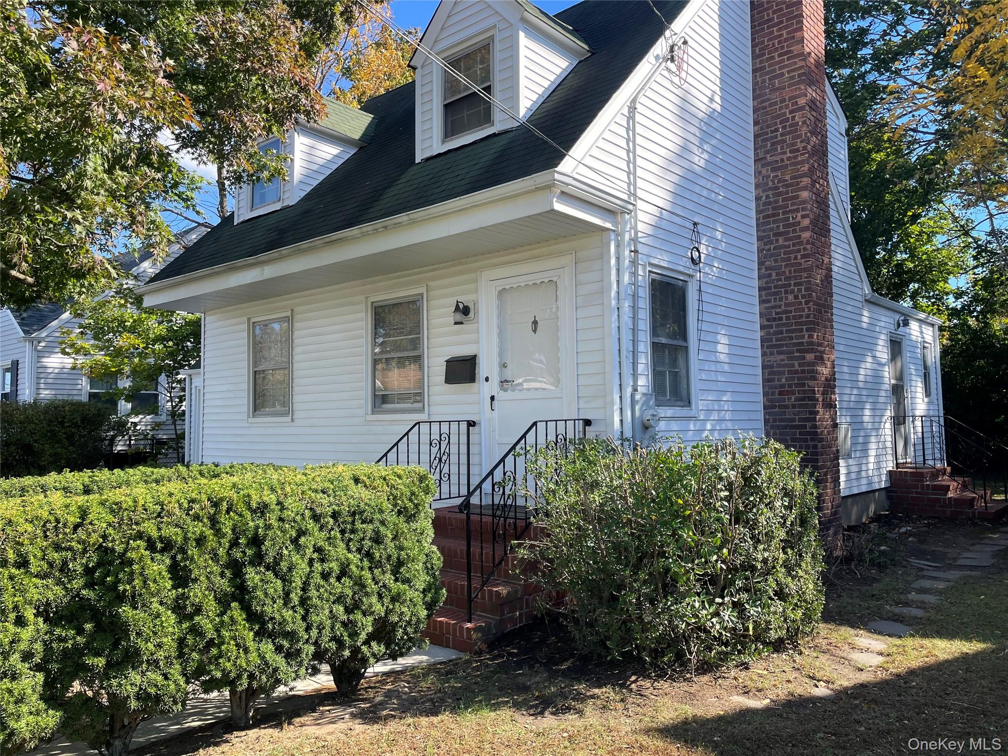 #1 photo, 1100 Pacific Street, नासाउ काउंटी Baldwin , NY 11510