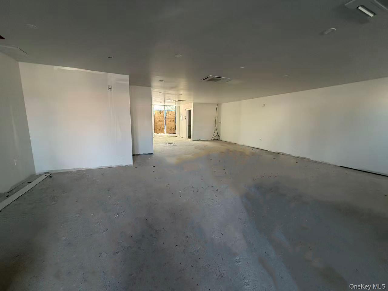 #8 photo, 165-02 Sanford Avenue, クイーンズ区 Flushing , NY 11358