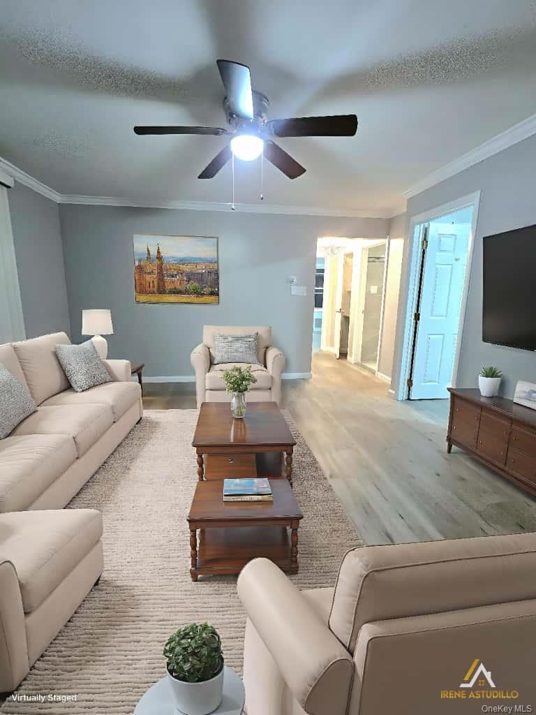 #2 photo, 14 Stone Blvd, ナッソー郡 North Massapequa , NY 11758