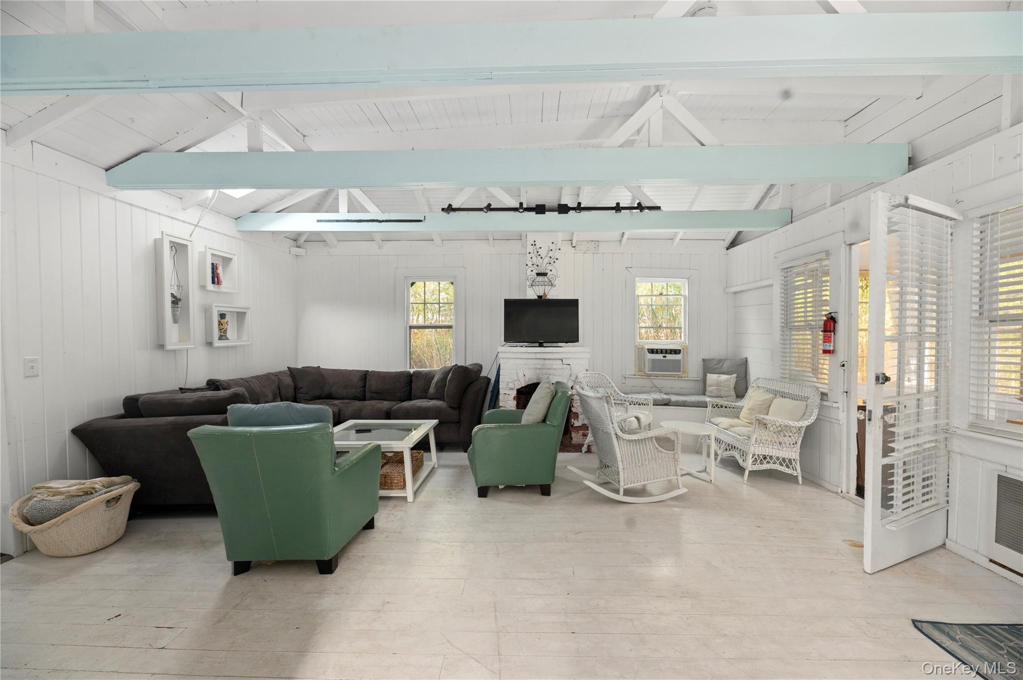 #3 photo, 510 Bayberry Walk, サフォーク郡 Ocean Beach , NY 11770