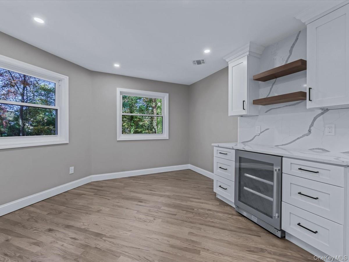 #10 photo, 11 Gorham Lane, Dix Hills , NY 11746