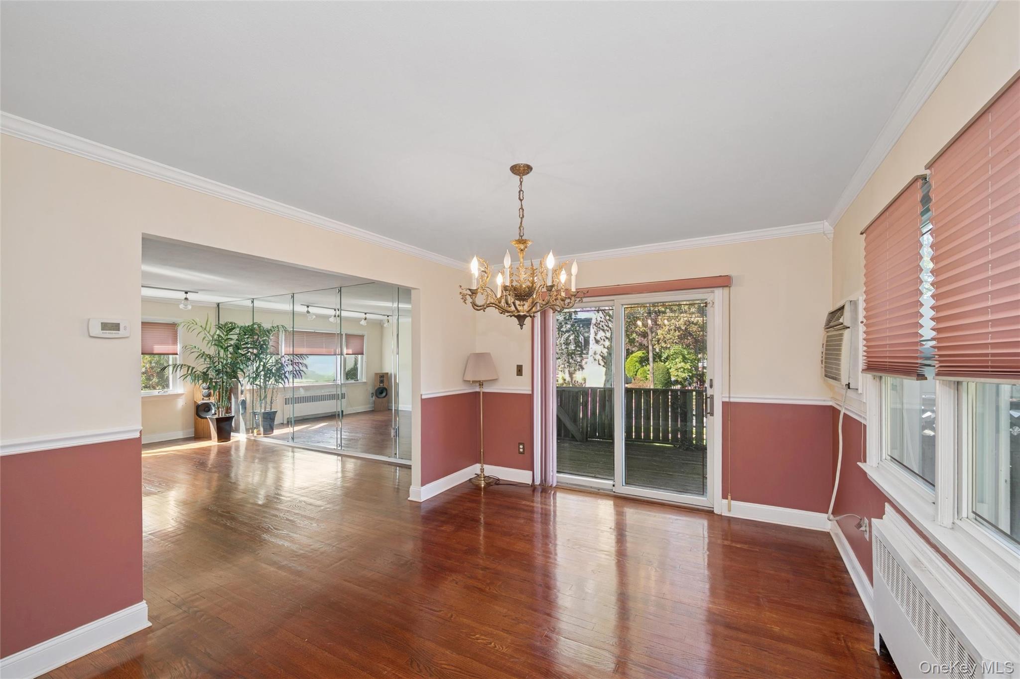 #11 photo, 142 Maryland Avenue, ナッソー郡 Freeport , NY 11520