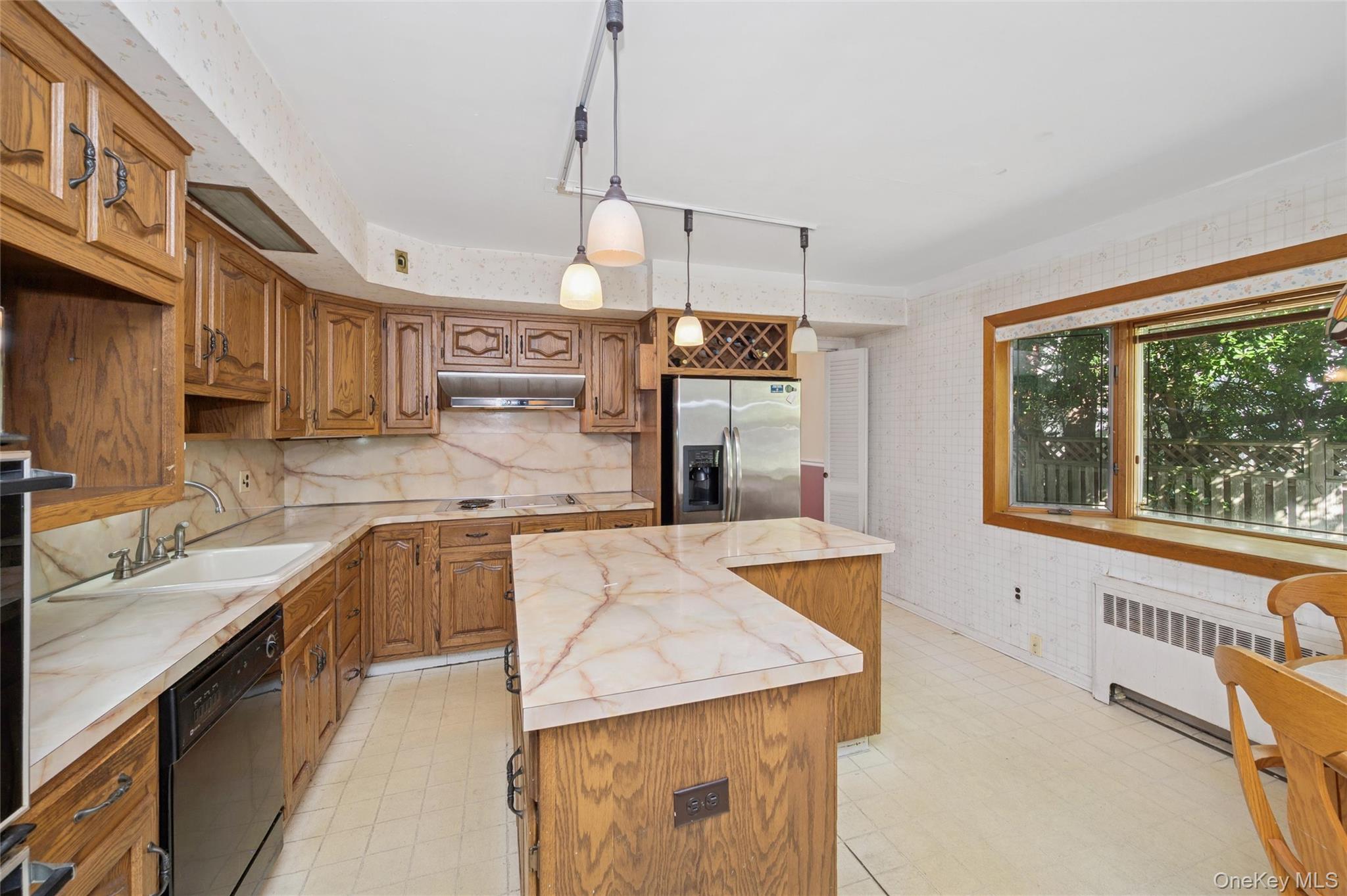 #13 photo, 142 Maryland Avenue, ナッソー郡 Freeport , NY 11520