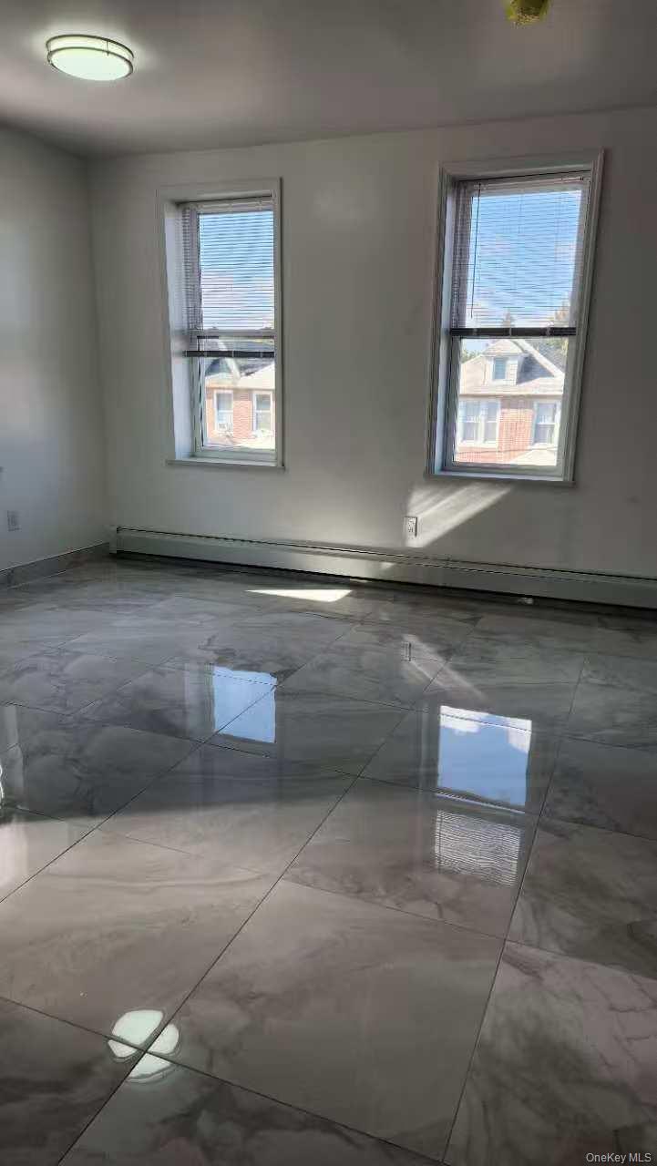 #2 photo, 12-39 116th St, クイーンズ区 College Point , NY 11356