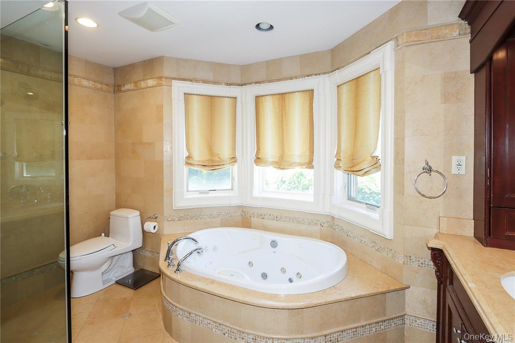 #18 photo, 24 Steamboat Road, ナッソー郡 Great Neck , NY 11024