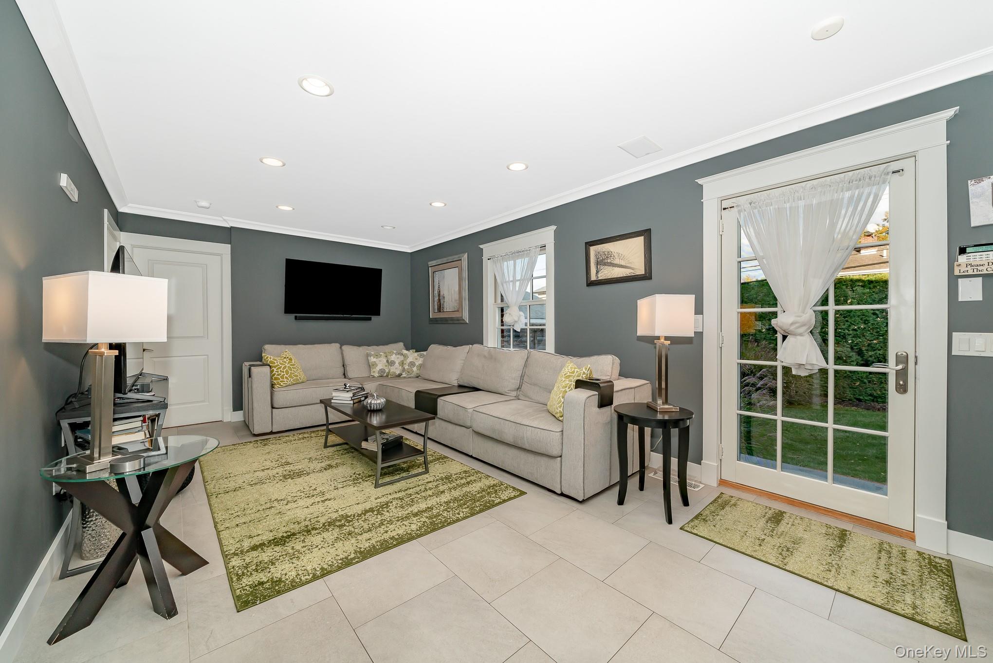 #14 photo, 87 East Street, ナッソー郡 New Hyde Park , NY 11040