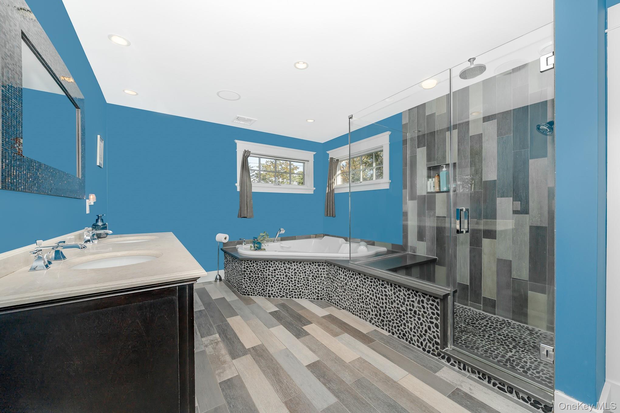 #16 photo, 87 East Street, ナッソー郡 New Hyde Park , NY 11040