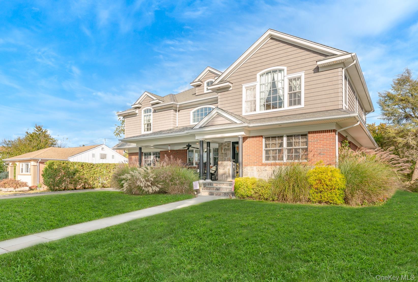 #2 photo, 87 East Street, ナッソー郡 New Hyde Park , NY 11040