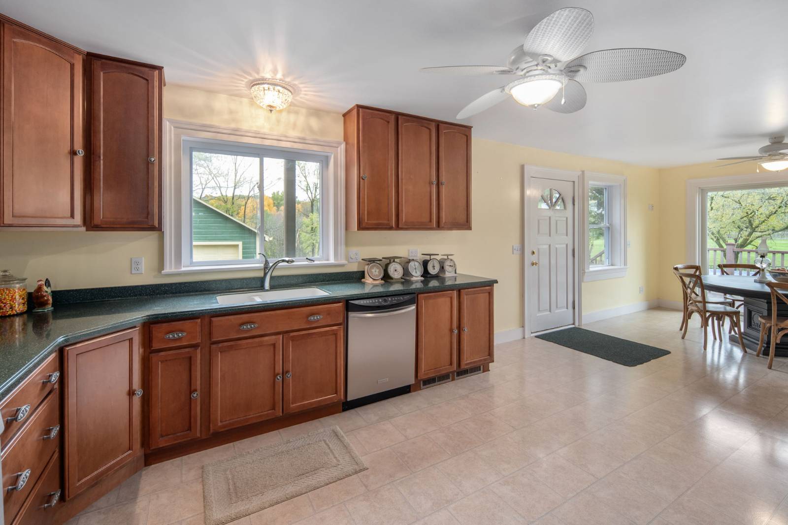 #10 photo, 6650 Hill Street, Hudson , NY 12534