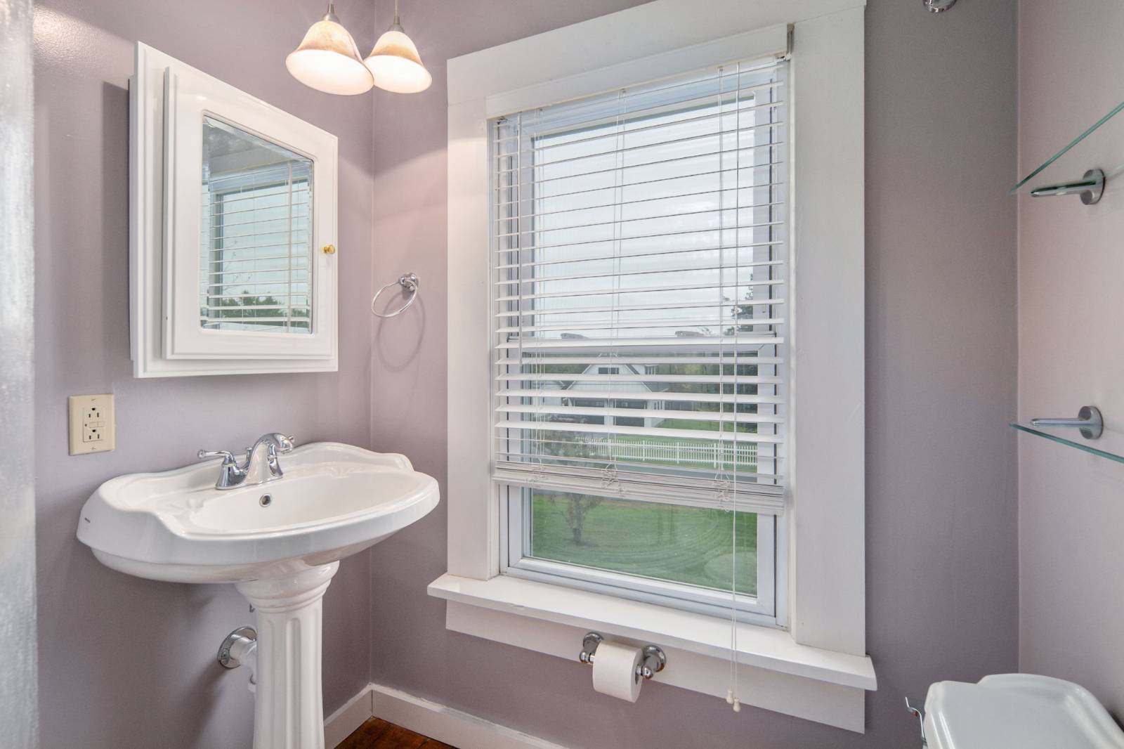 #48 photo, 6650 Hill Street, Hudson , NY 12534