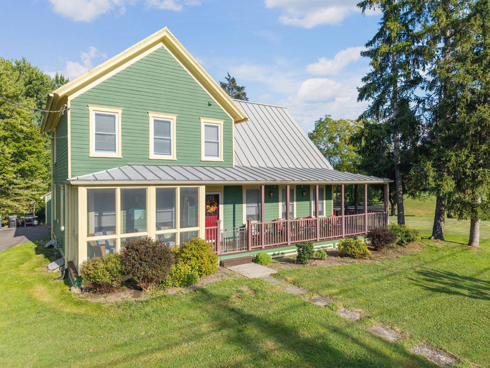 #70 photo, 6650 Hill Street, Hudson , NY 12534