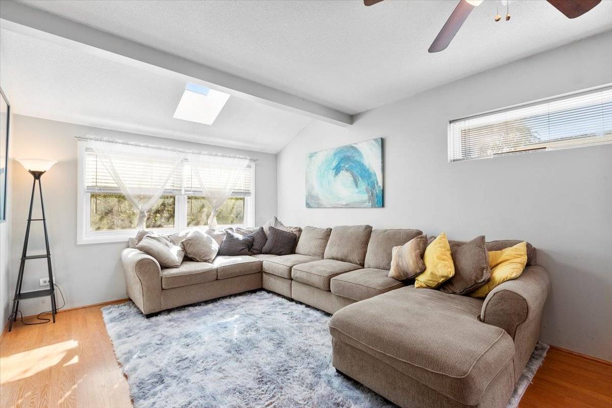 #11 photo, 1309 2nd St, Rensselaer , NY 12144