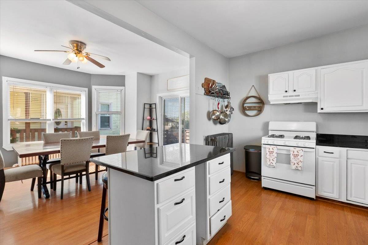 #15 photo, 1309 2nd St, Rensselaer , NY 12144