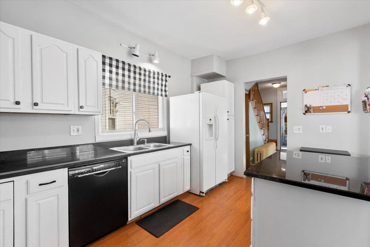 #18 photo, 1309 2nd St, Rensselaer , NY 12144