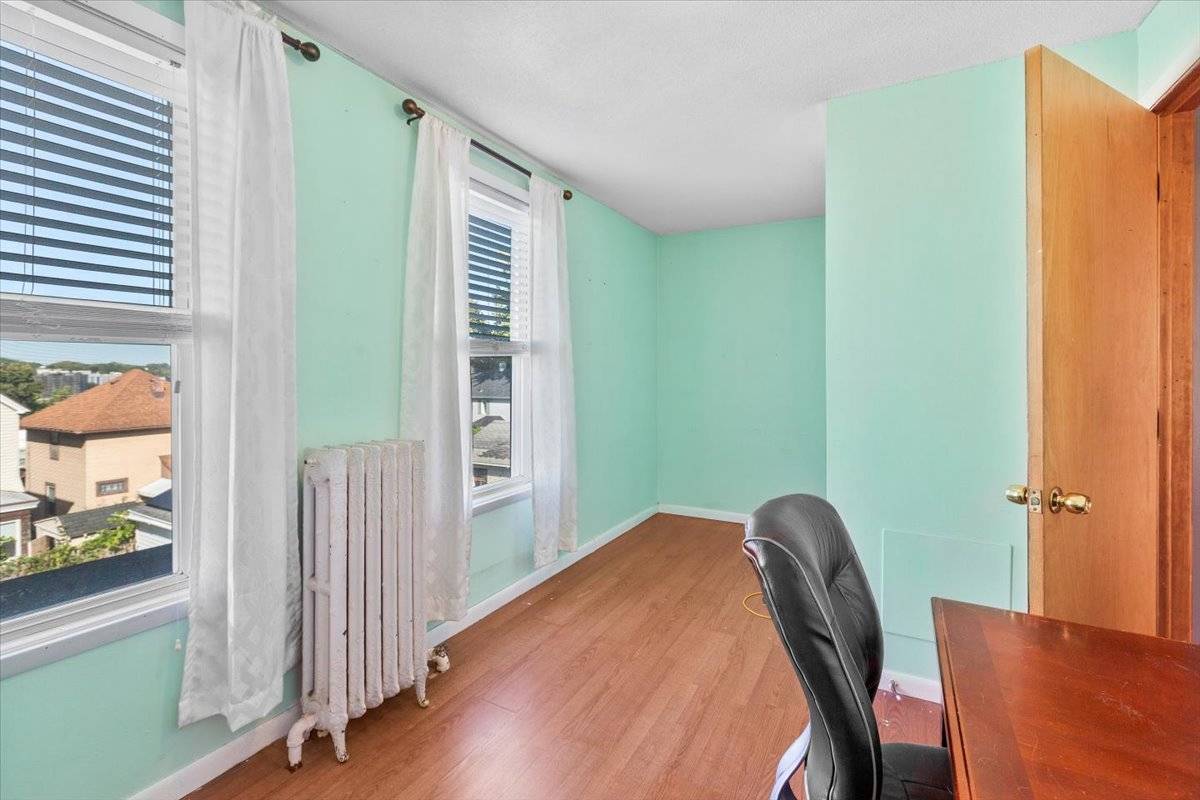 #27 photo, 1309 2nd St, Rensselaer , NY 12144