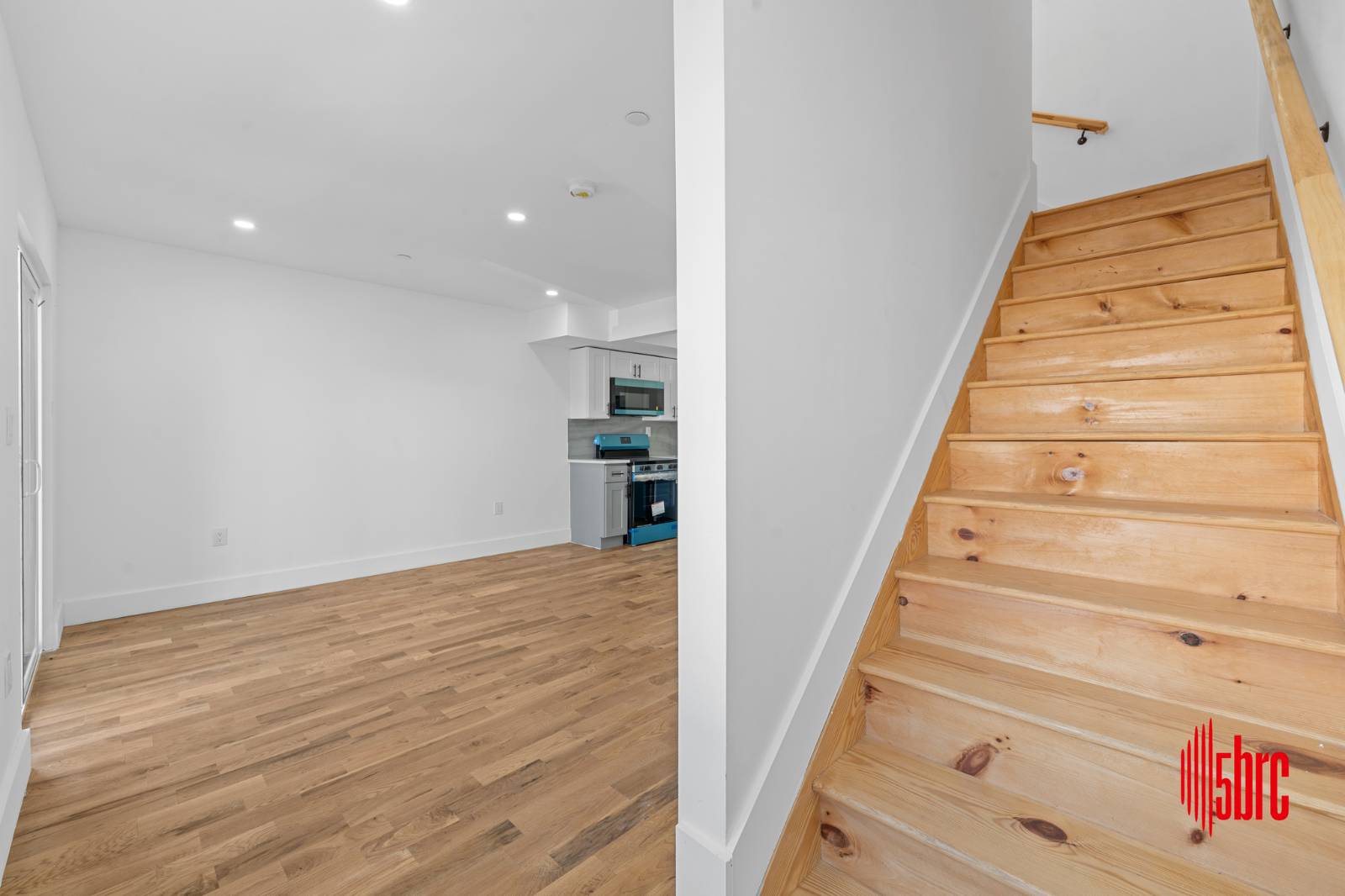 #33 photo, 1116 blake ave, East New York , NY 11208