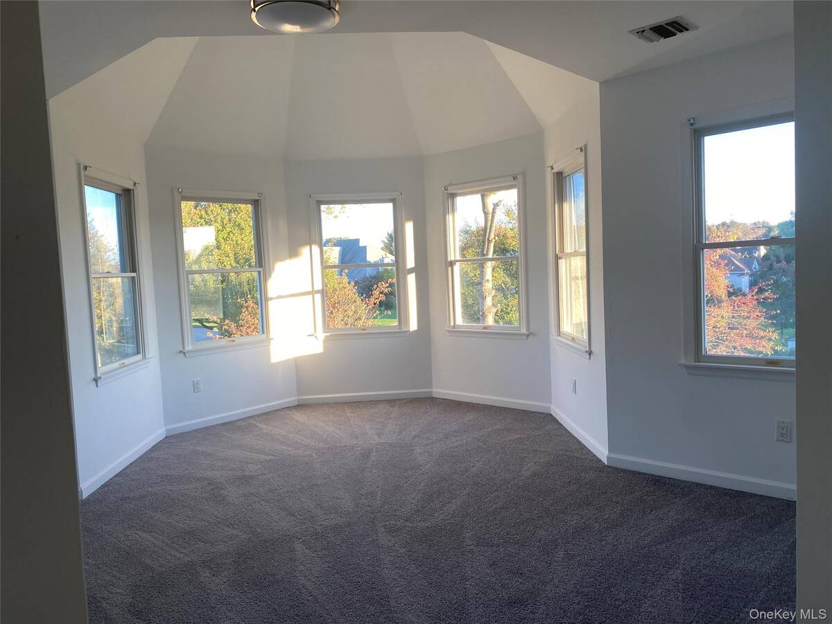 #22 photo, 1 Pal Court, サフォーク郡 Shoreham , NY 11786