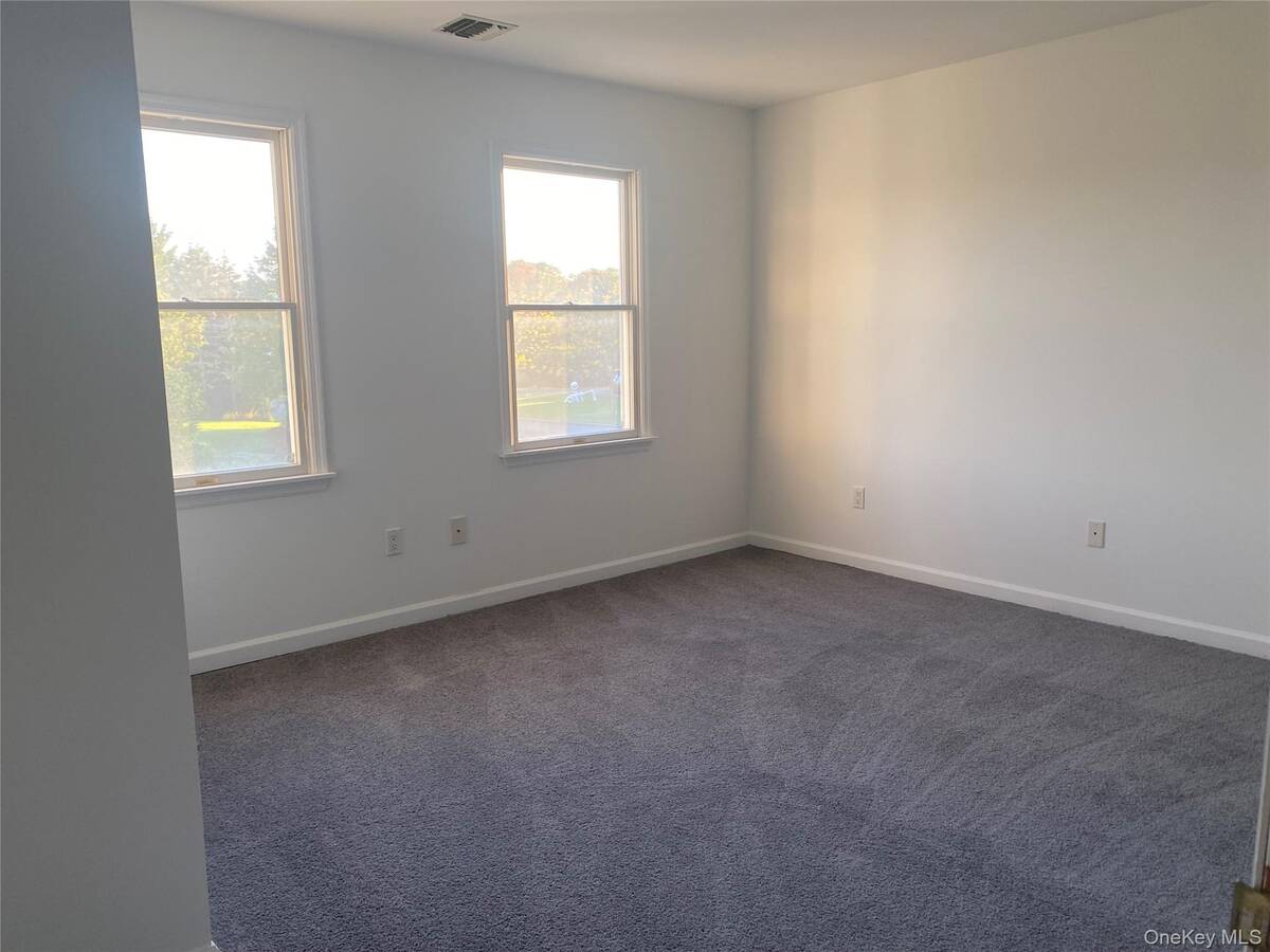 #23 photo, 1 Pal Court, サフォーク郡 Shoreham , NY 11786