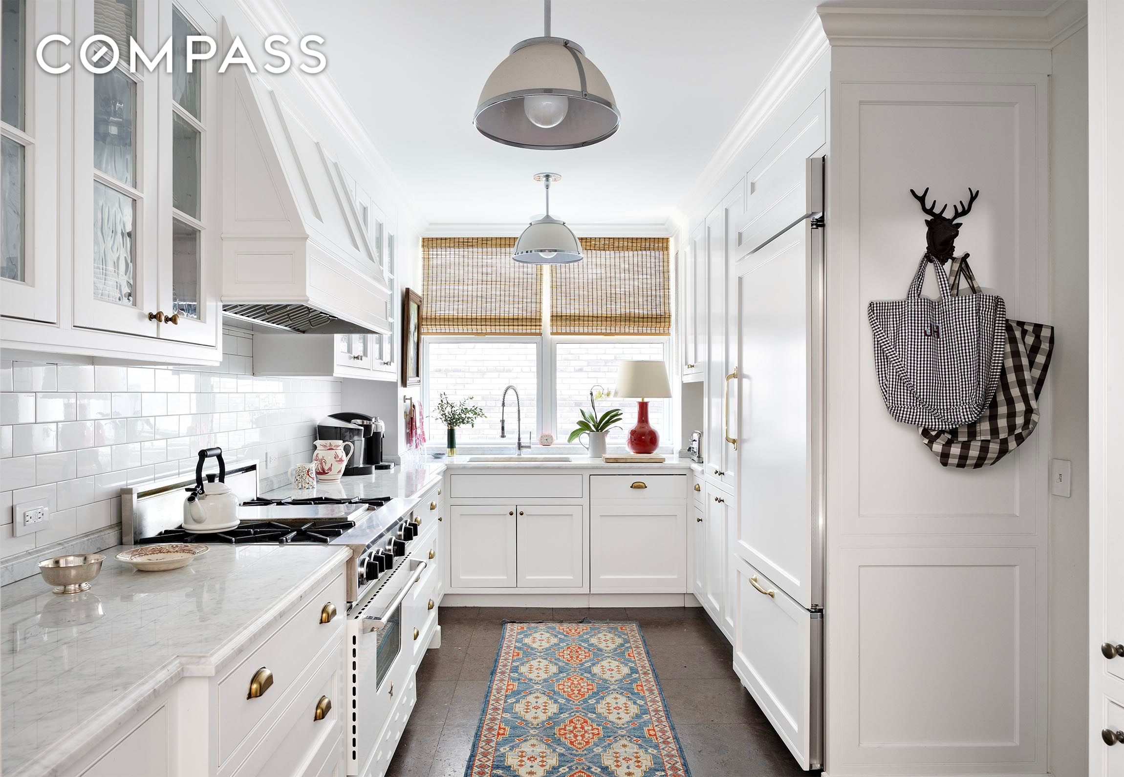 #10 photo, 131 E 69th Street, マンハッタン Lenox Hill , NY 10021