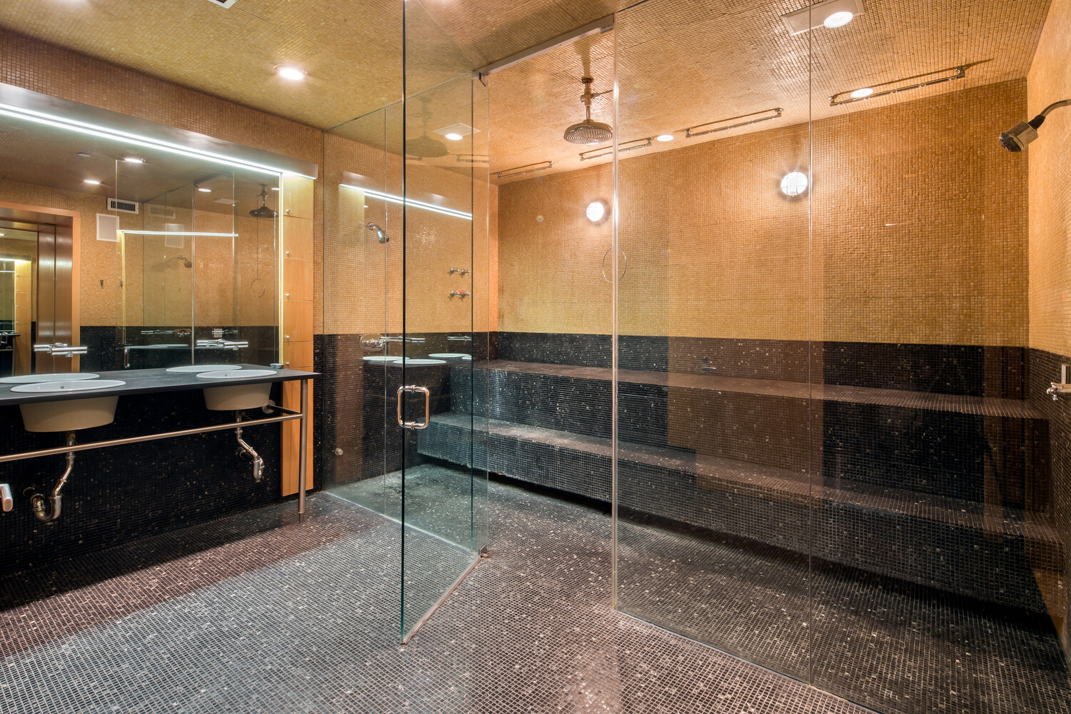 #18 photo, 519 BROADWAY, マンハッタン SoHo , NY 10012