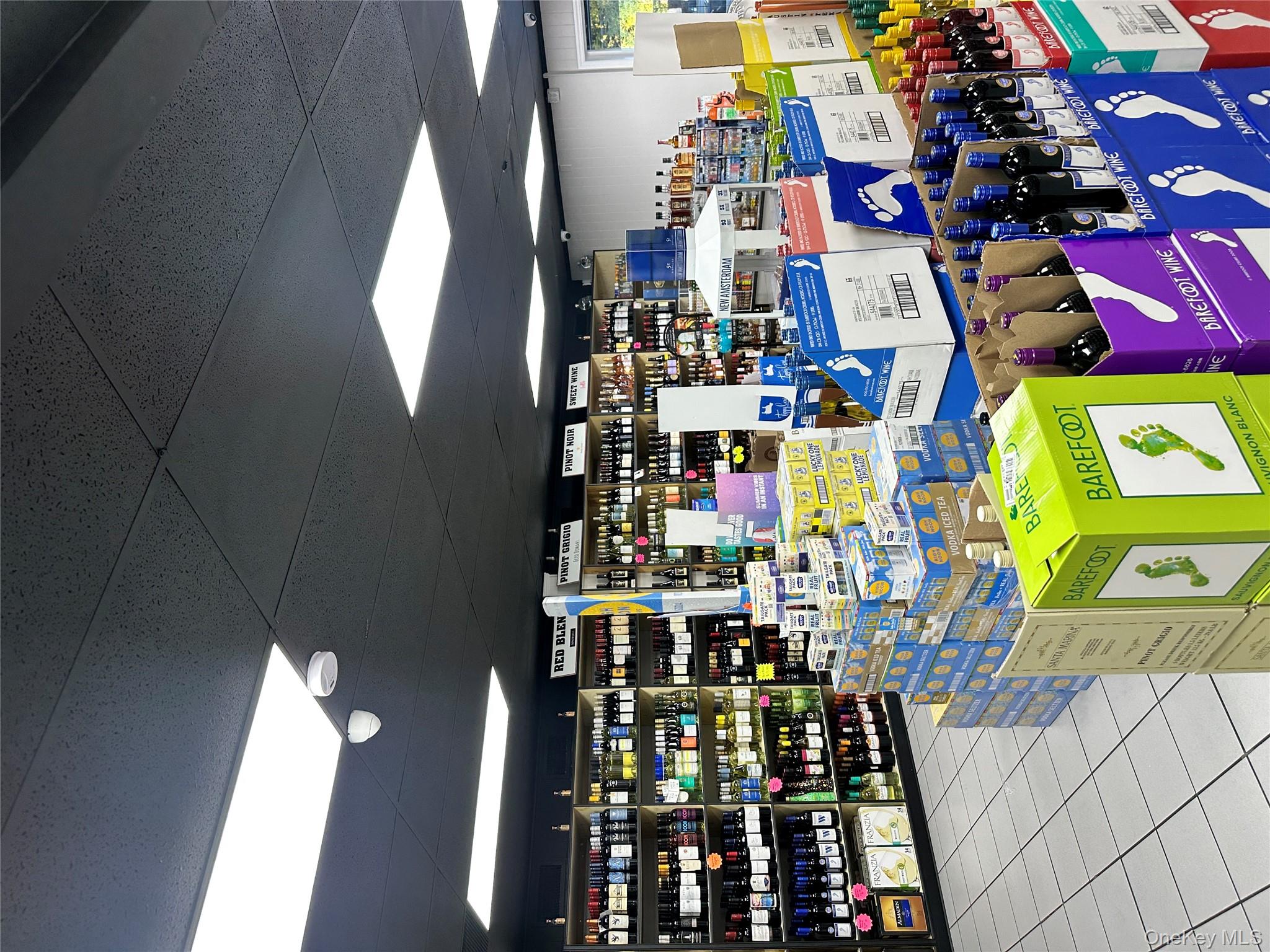 #6 photo, 1 S Gate Drive, Poughkeepsie , NY 12601