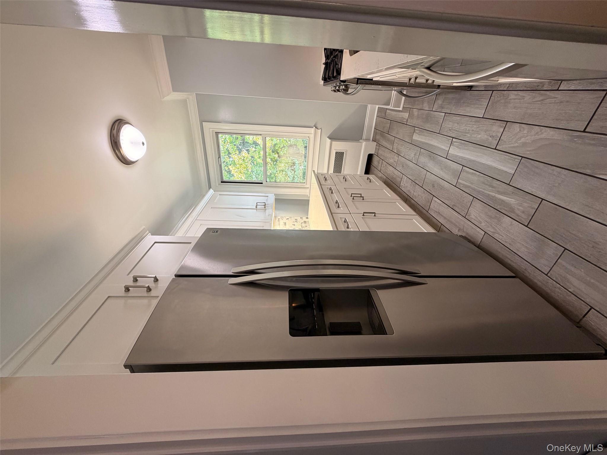 #14 photo, 1 BRYANT CRESCENT, White Plains , NY 10605