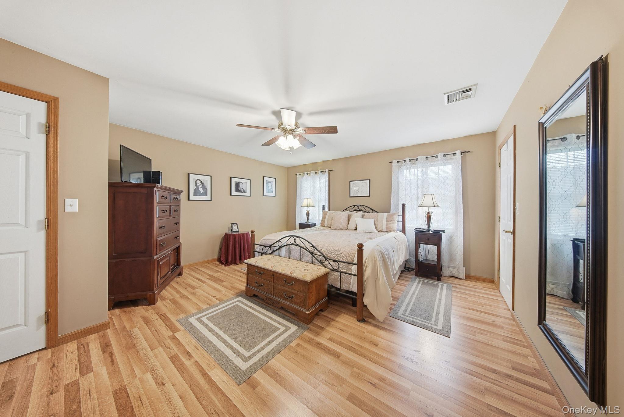 #18 photo, 17 Charlotte Lane, Middletown , NY 10940