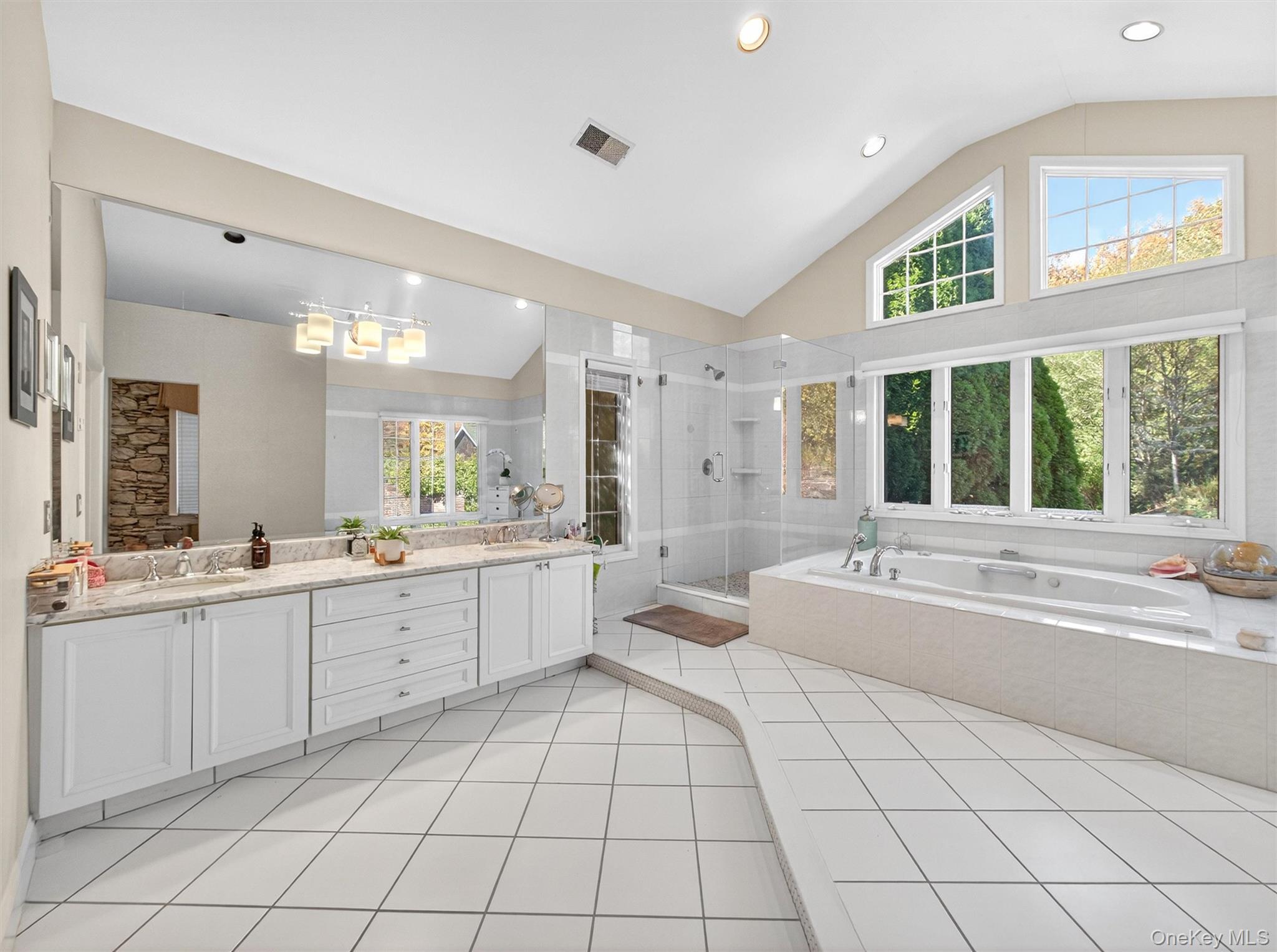 #18 photo, 3 Cutler Court, Suffern , NY 10901