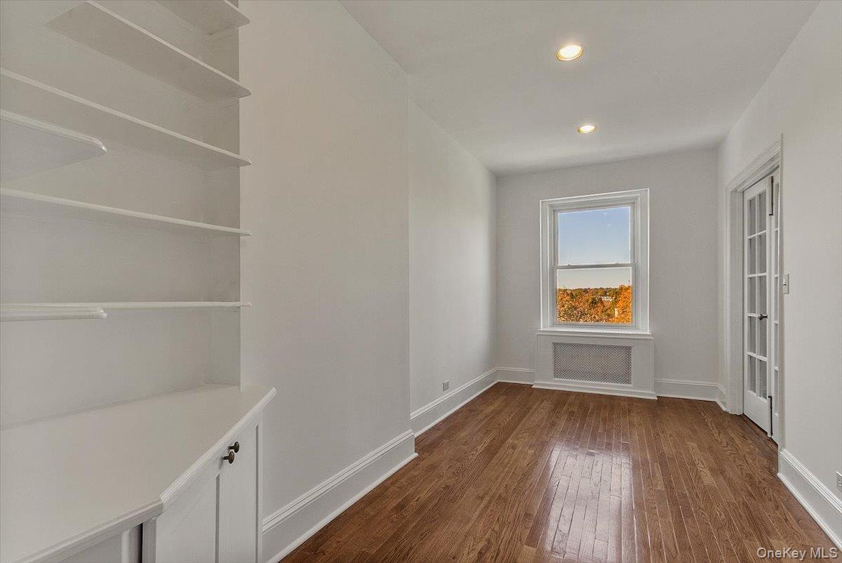 #13 photo, 490 Bleeker Avenue, Mamaroneck , NY 10543