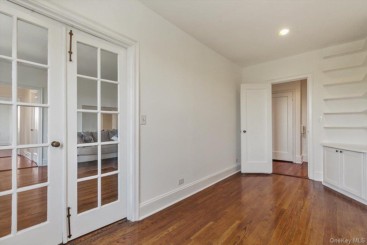 #19 photo, 490 Bleeker Avenue, Mamaroneck , NY 10543