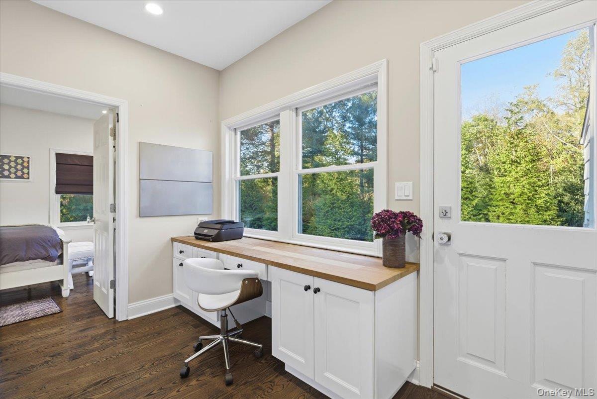 #18 photo, 6 Valley Place, Harrison , NY 10528