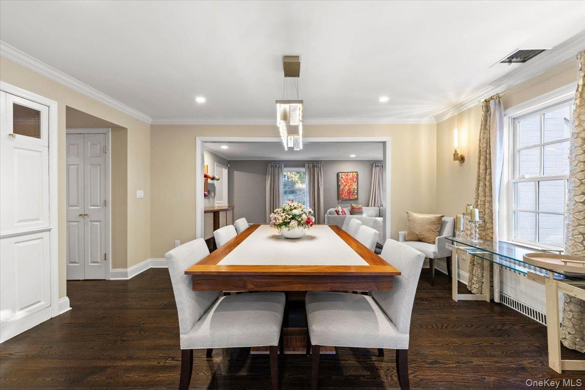 #6 photo, 6 Valley Place, Harrison , NY 10528