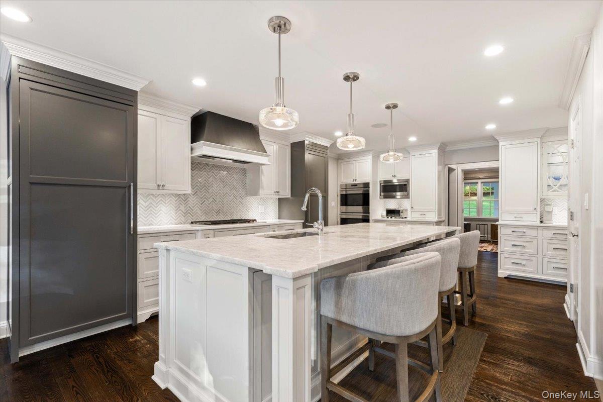 #8 photo, 6 Valley Place, Harrison , NY 10528