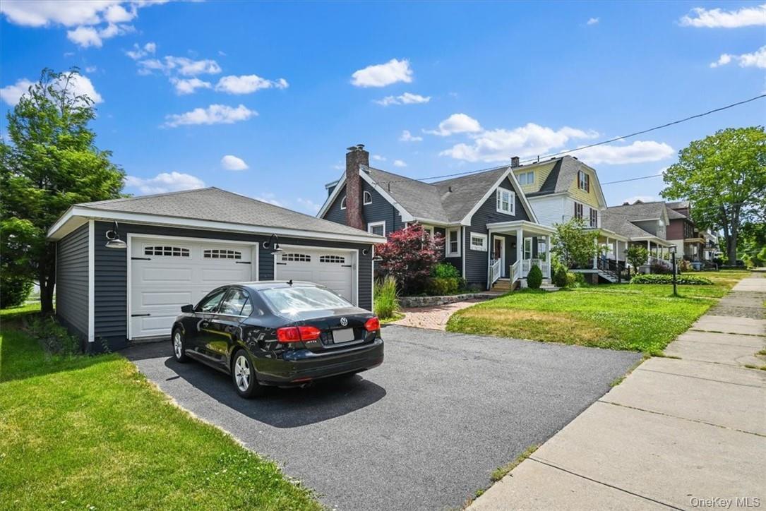 #7 photo, 346 N Montgomery Street, Newburgh , NY 12550