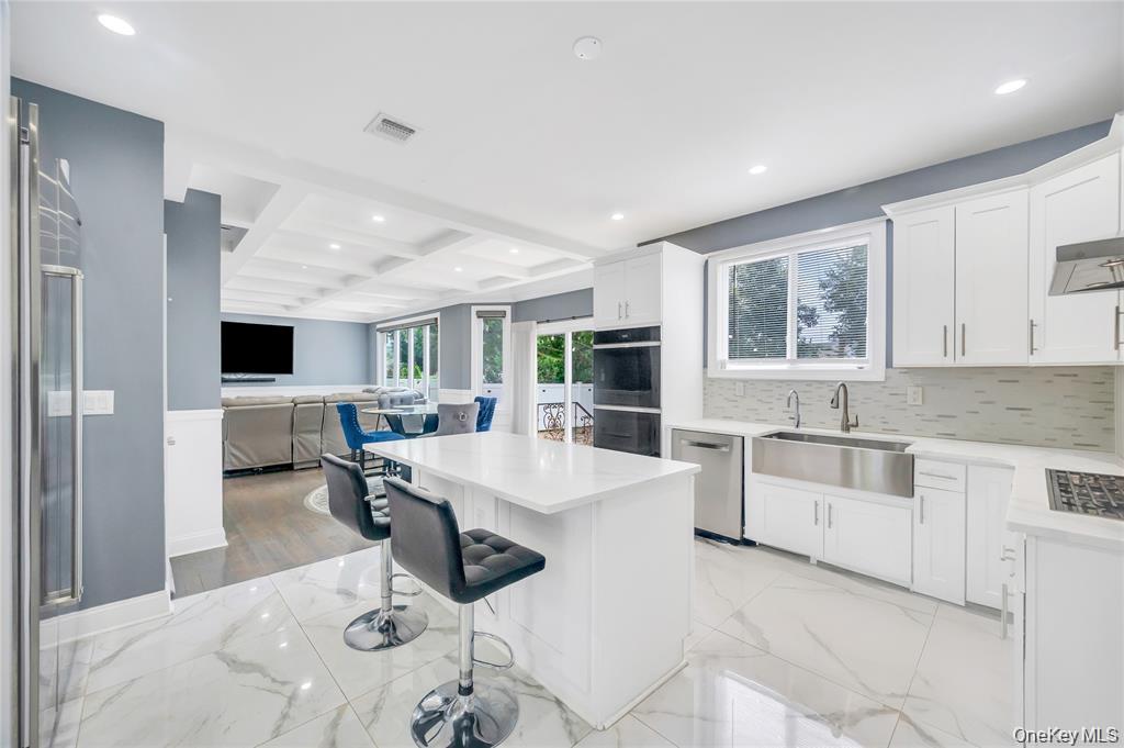 #16 photo, 2694 Forest Avenue, ナッソー郡 East Meadow , NY 11554