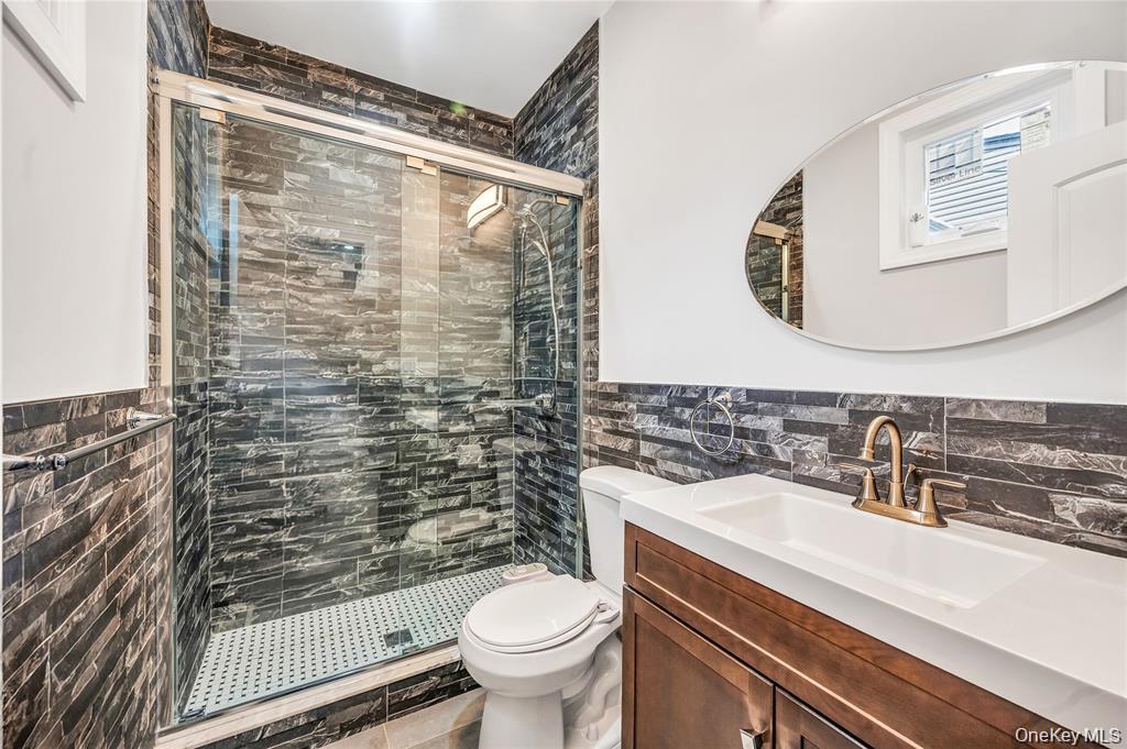 #18 photo, 2694 Forest Avenue, ナッソー郡 East Meadow , NY 11554