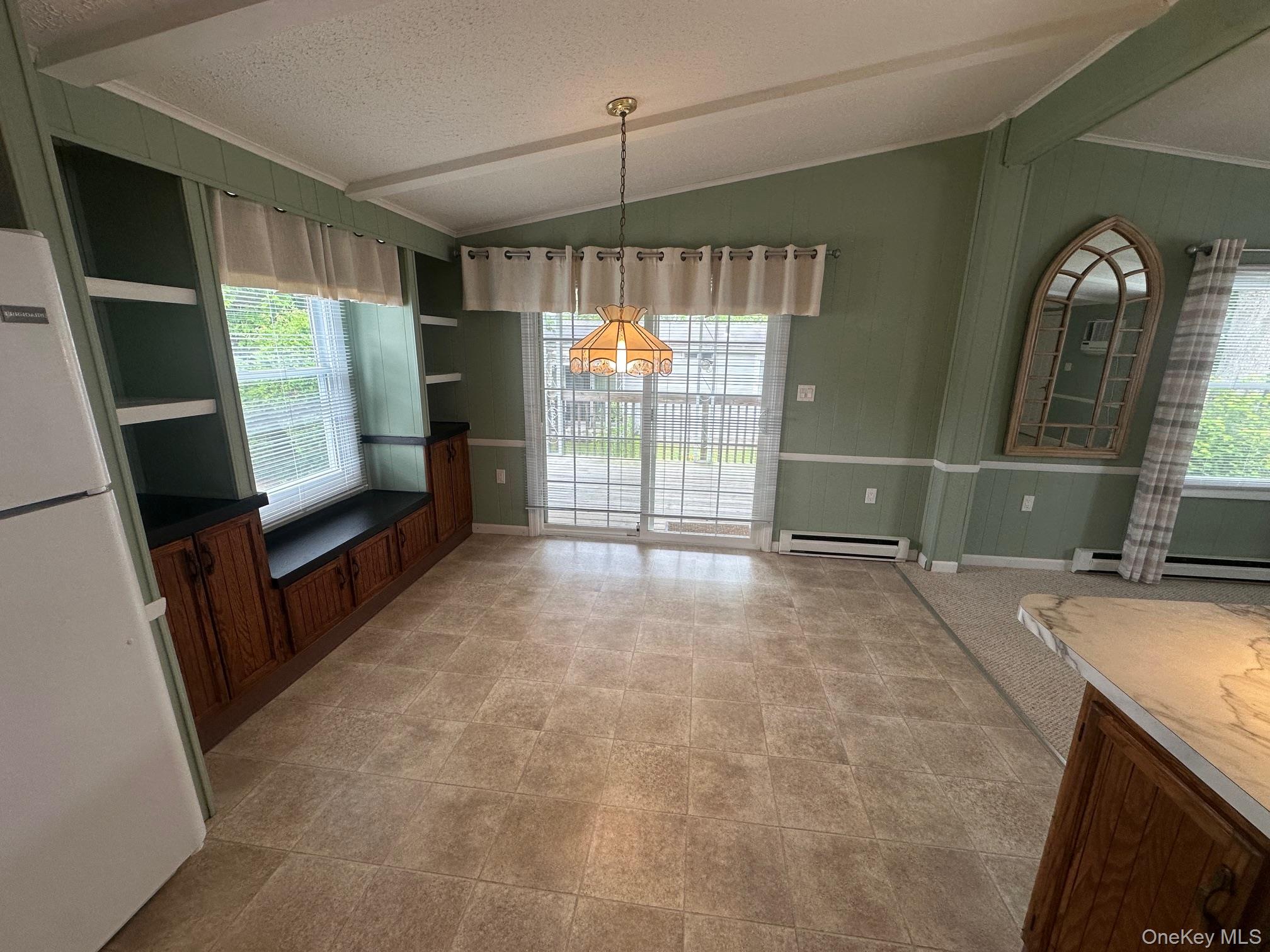 #10 photo, 16 Village Circle, サフォーク郡 Manorville , NY 11949