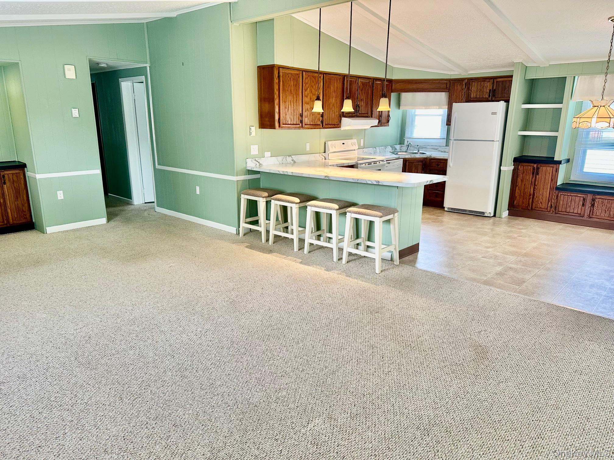 #7 photo, 16 Village Circle, サフォーク郡 Manorville , NY 11949