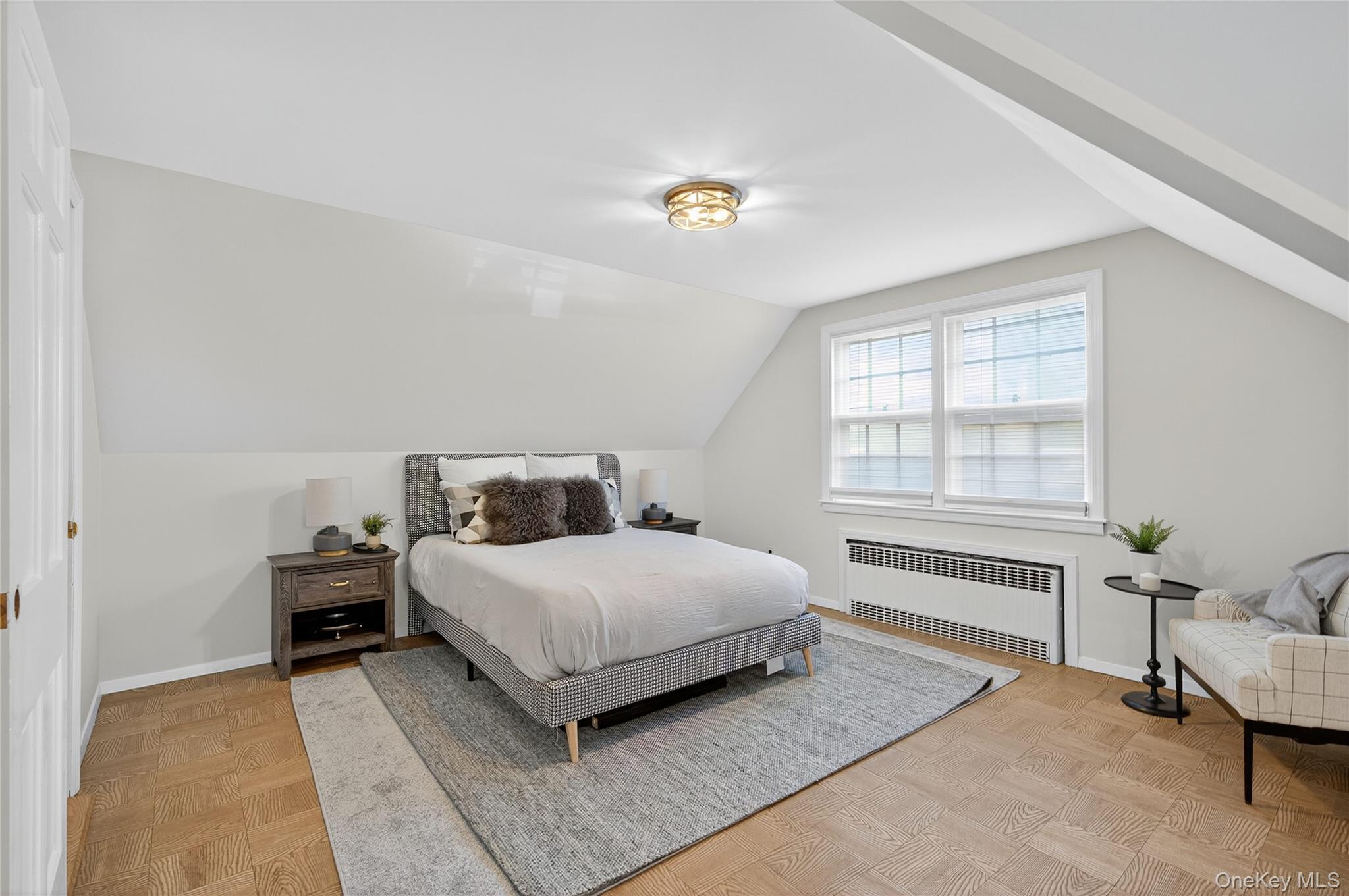 #17 photo, 60 Concord Street, ナッソー郡 Westbury , NY 11590