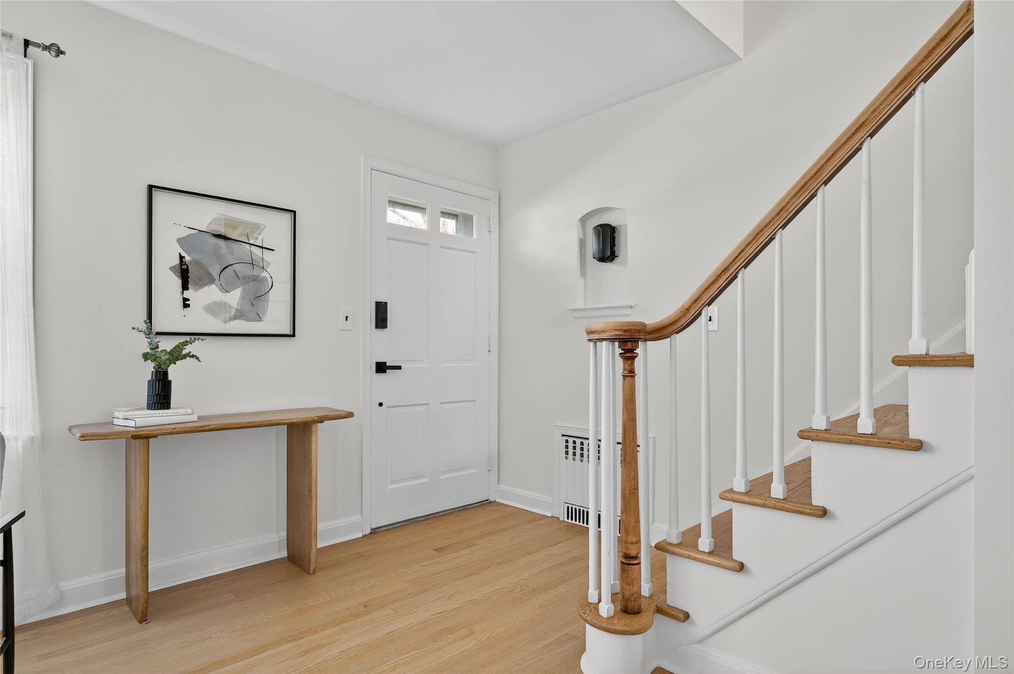 #3 photo, 60 Concord Street, ナッソー郡 Westbury , NY 11590