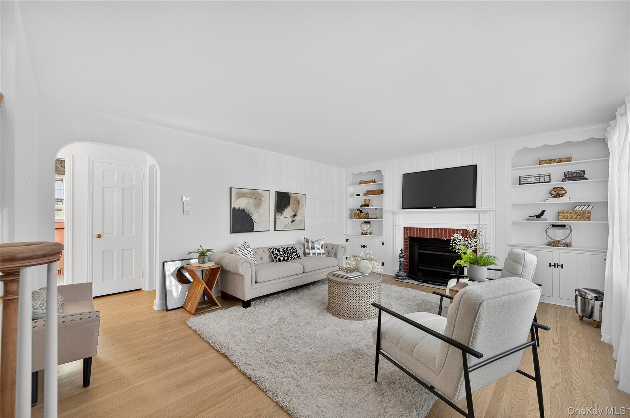 #5 photo, 60 Concord Street, ナッソー郡 Westbury , NY 11590