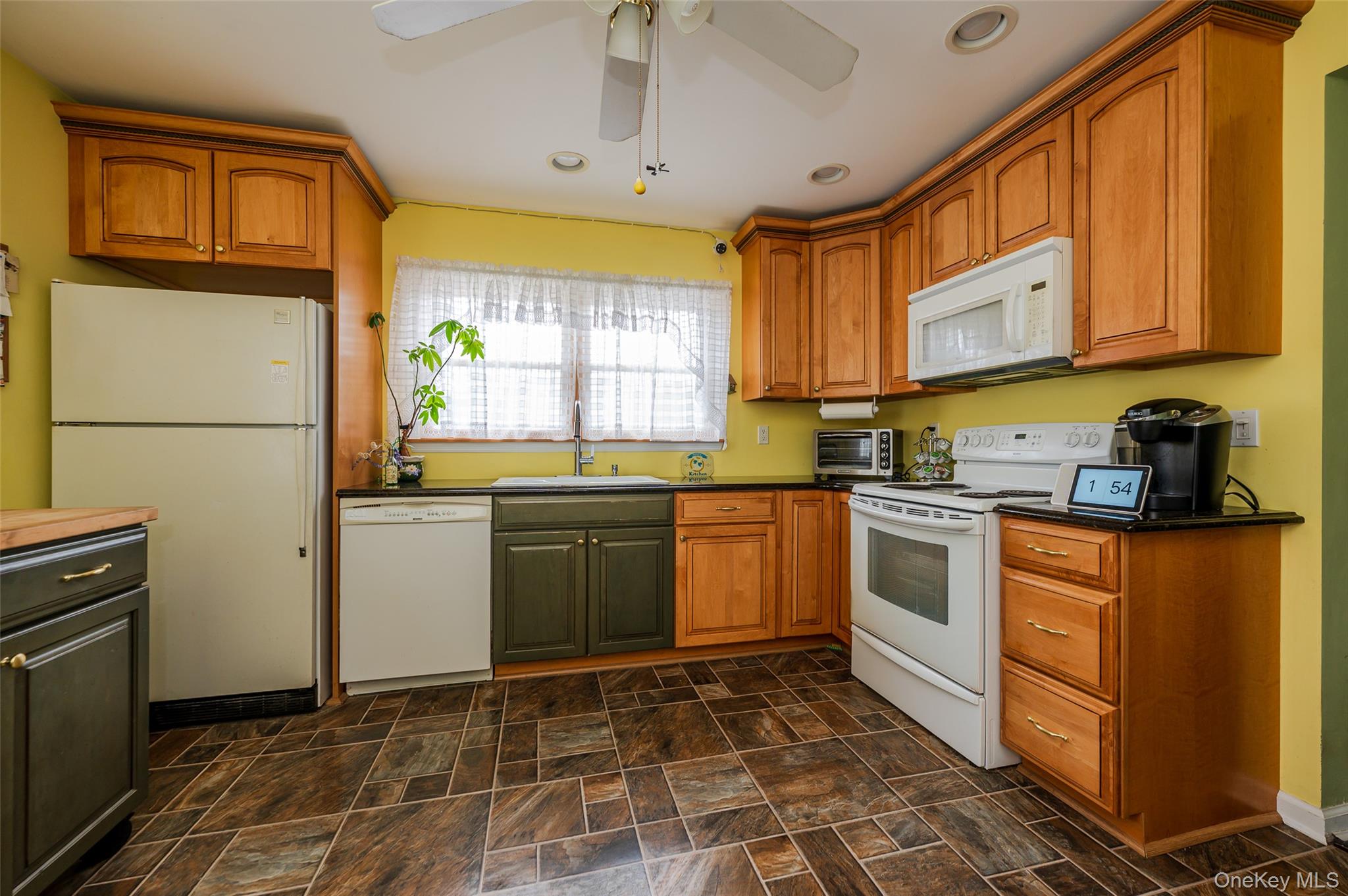 #9 photo, 41 Church Road, ナッソー郡 Levittown , NY 11756